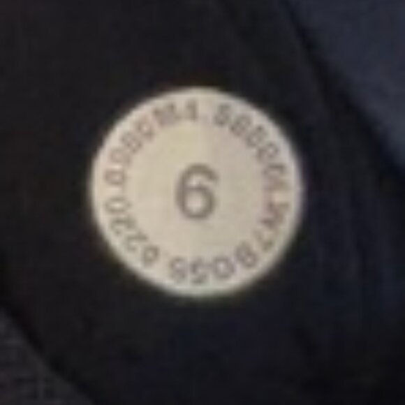 Lululemon Navy Blue Running Shorts – Women’s Size 6 - Picture 3 of 3